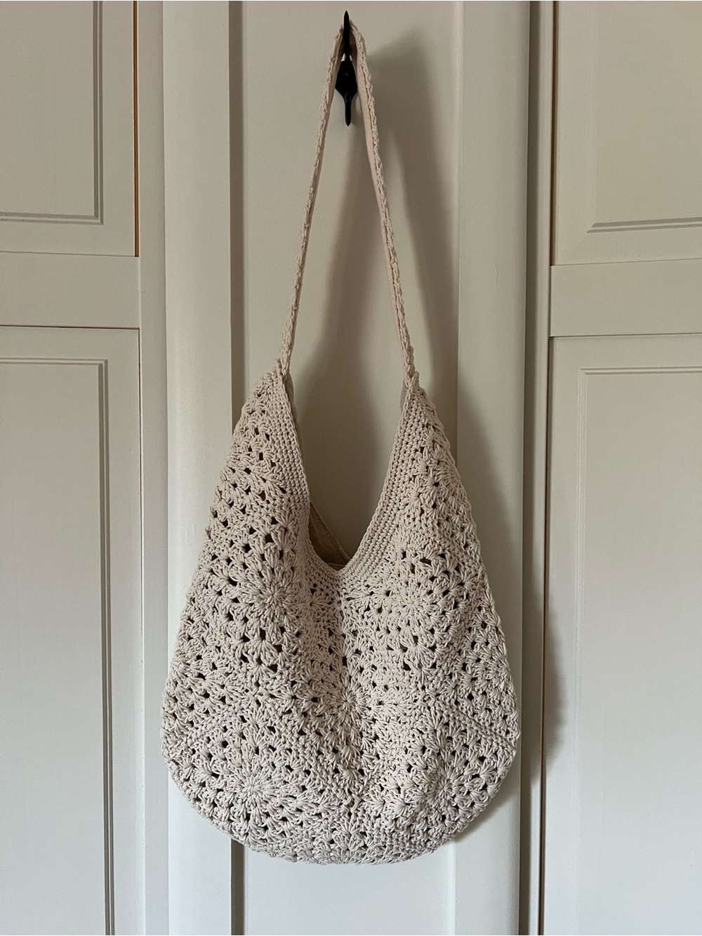 Handcrafted Crochet Hobo Bag in Cream - Unbranded